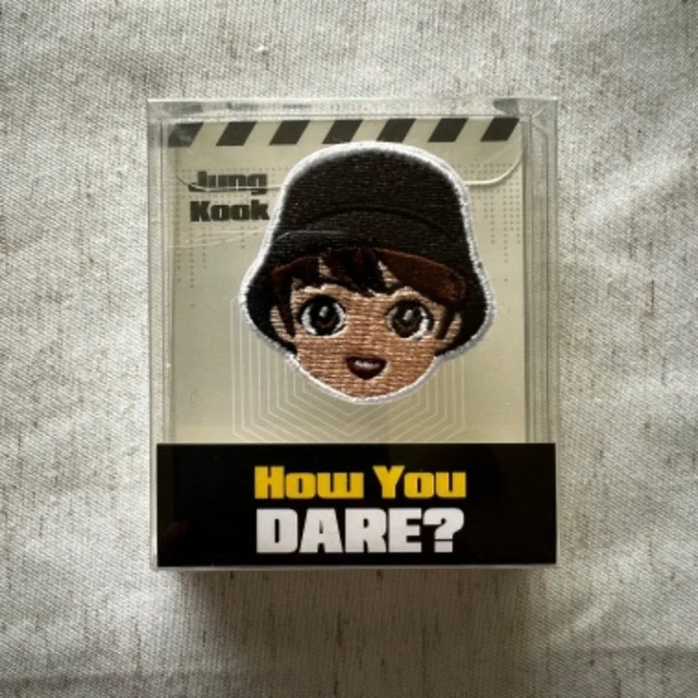 BTS Tiny Tan Jungkook wappen pin